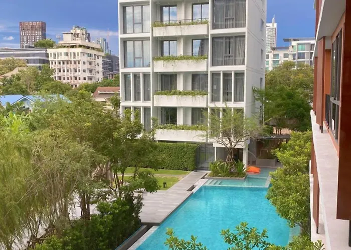 Апартаменты Tierra Residences Бангкок
