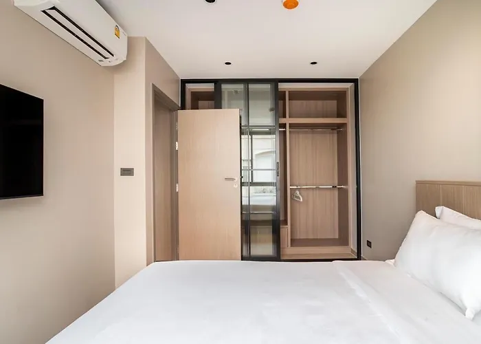 Tierra Residences Апартаменты Бангкок