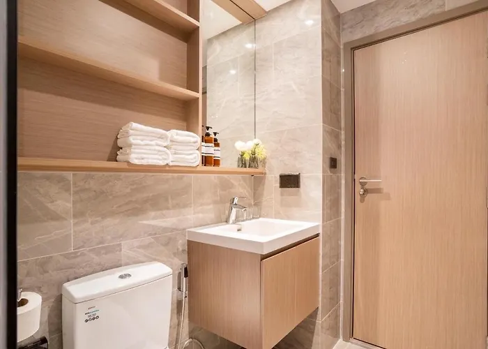 Tierra Residences Апартаменты Бангкок